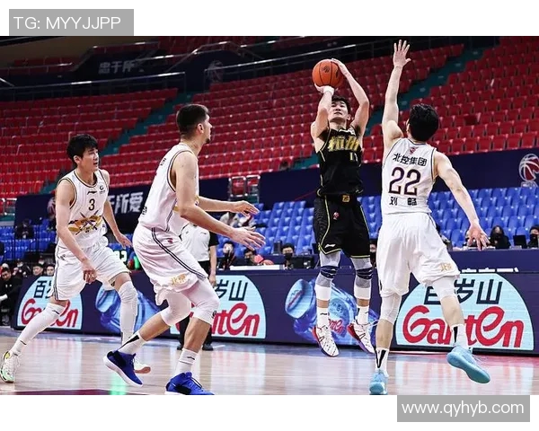 孙铭徽：从青涩新星到篮球场上的领军人物成长之路